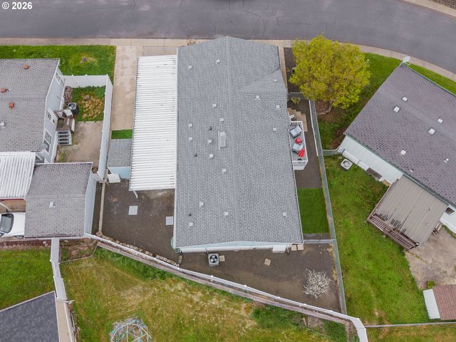 157 Nw BREE Dr, Winston, OR 97496