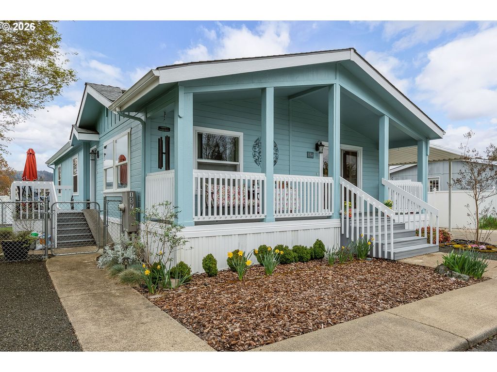 157 Nw BREE Dr, Winston, OR 97496