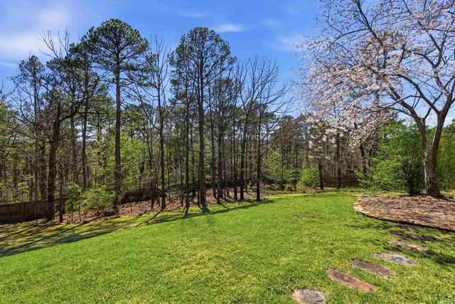 70 Bellegarde Drive, Little Rock, AR 72223