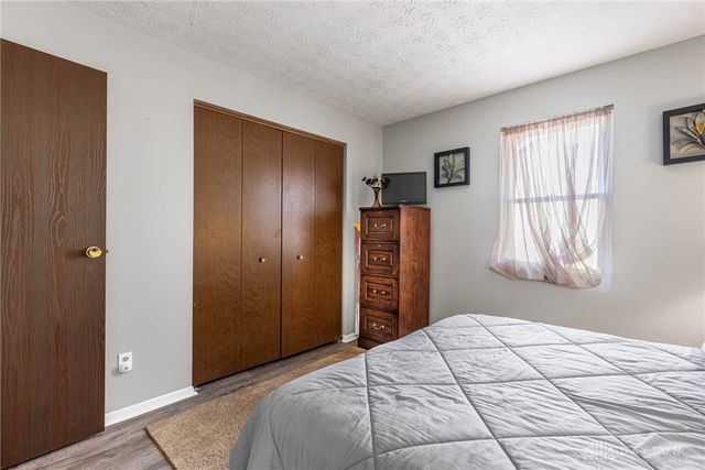 1330 Black Forest Drive B, West Carrollton, OH 45449