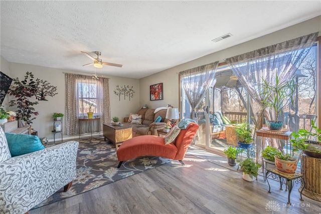 1330 Black Forest Drive B, West Carrollton, OH 45449