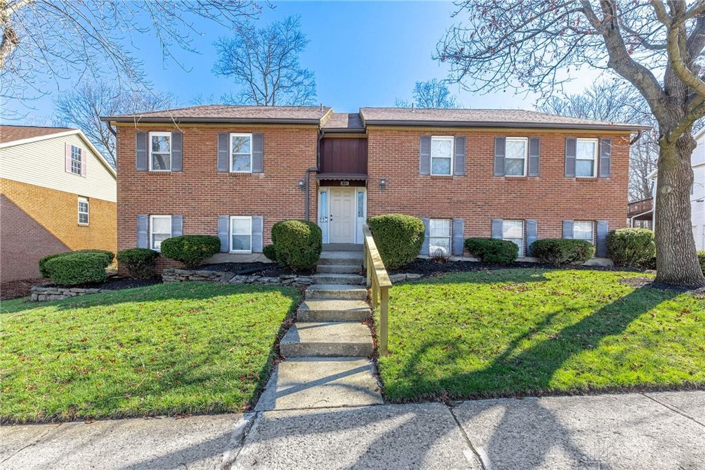 1330 Black Forest Drive B, West Carrollton, OH 45449