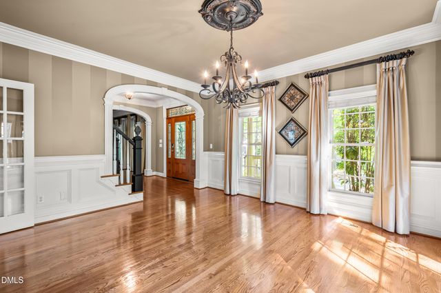 3821 Falls River Avenue, Raleigh, NC 27614