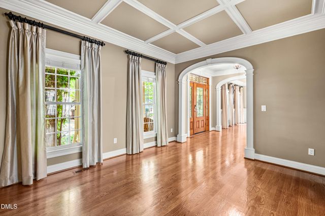 3821 Falls River Avenue, Raleigh, NC 27614