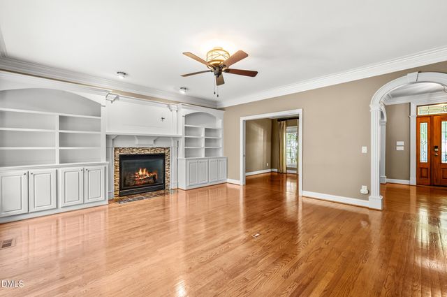 3821 Falls River Avenue, Raleigh, NC 27614