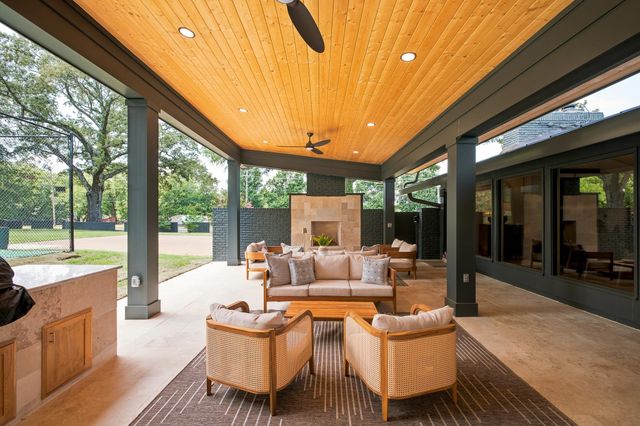 2500 HOUSTON LEVEE RD, Collierville, TN 38139