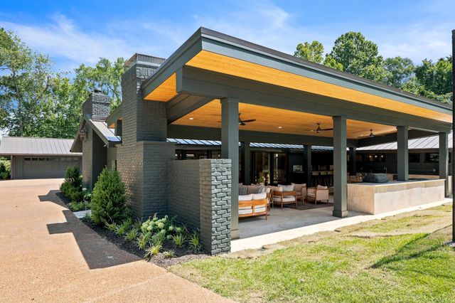 2500 HOUSTON LEVEE RD, Collierville, TN 38139