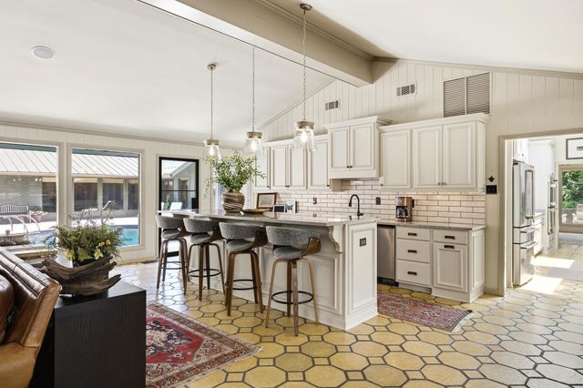 2500 HOUSTON LEVEE RD, Collierville, TN 38139