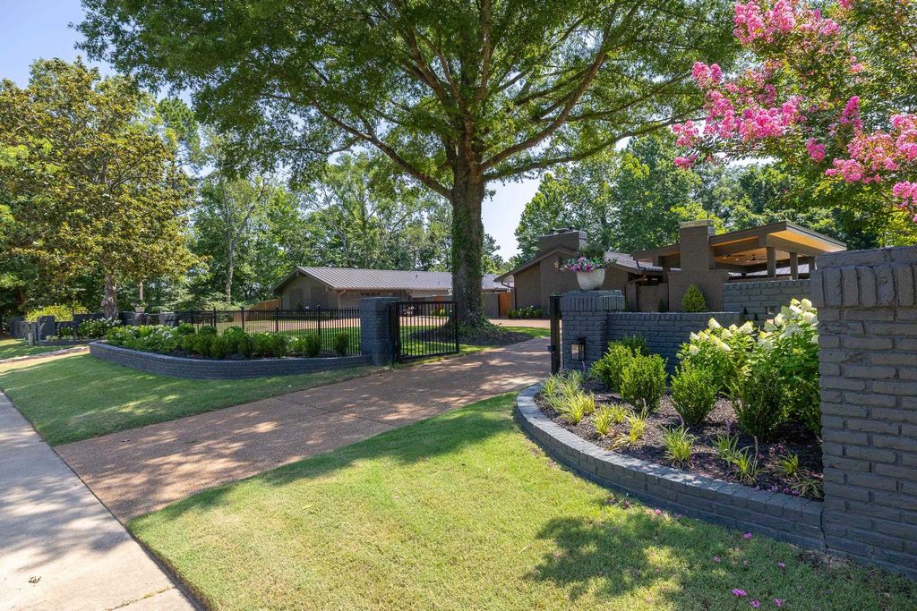 2500 HOUSTON LEVEE RD, Collierville, TN 38139