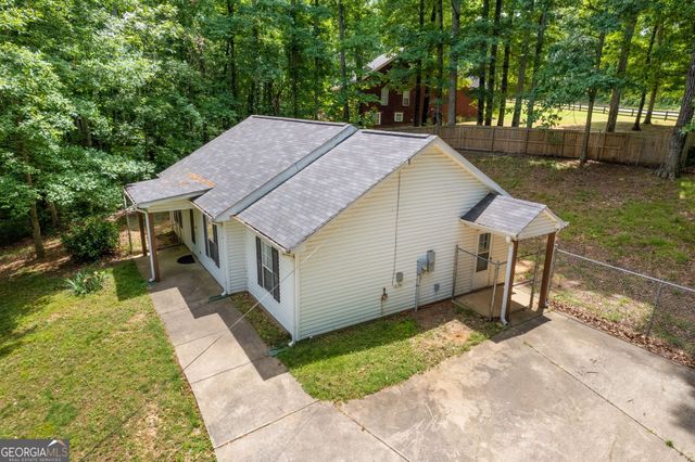 15 Twin Lakes Road, Winder, GA 30680