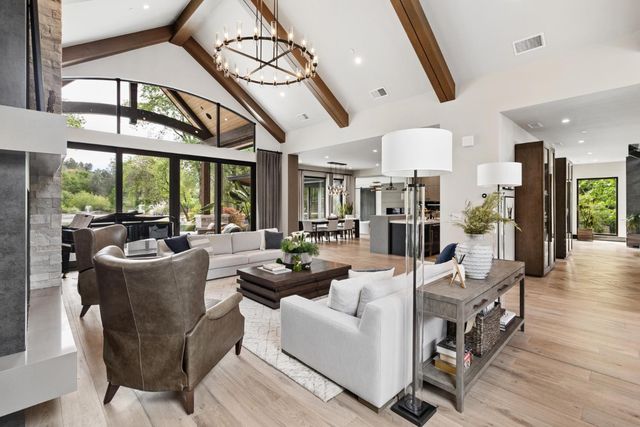 6280 Wells Ave, Loomis, CA 95650