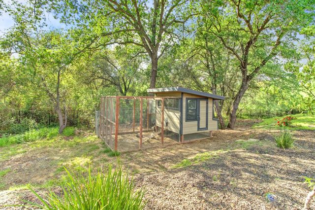 6280 Wells Ave, Loomis, CA 95650