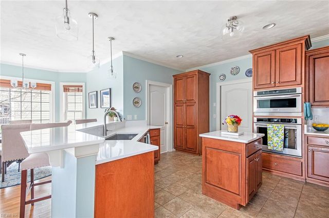 1917 Governors Pointe DR, Suffolk, VA 23436