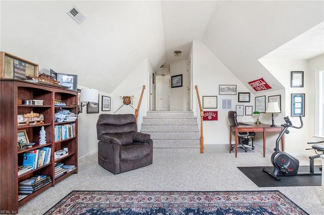 1917 Governors Pointe DR, Suffolk, VA 23436