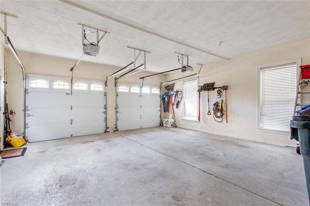 1917 Governors Pointe DR, Suffolk, VA 23436