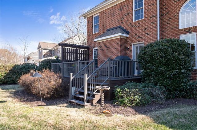 1917 Governors Pointe DR, Suffolk, VA 23436