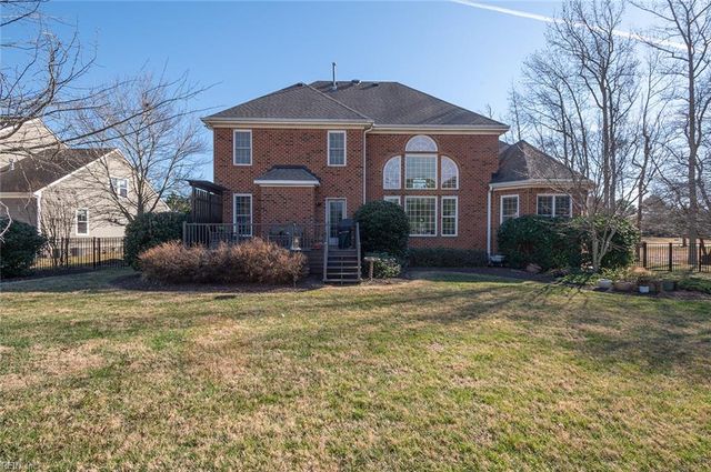 1917 Governors Pointe DR, Suffolk, VA 23436