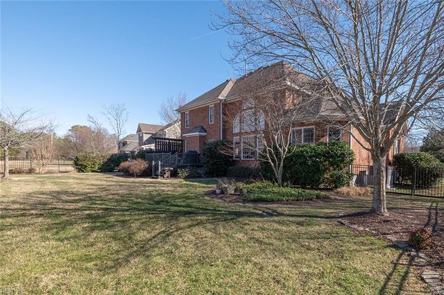 1917 Governors Pointe DR, Suffolk, VA 23436