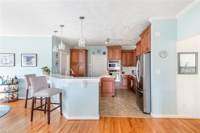 1917 Governors Pointe DR, Suffolk, VA 23436