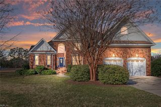 1917 Governors Pointe DR, Suffolk, VA 23436