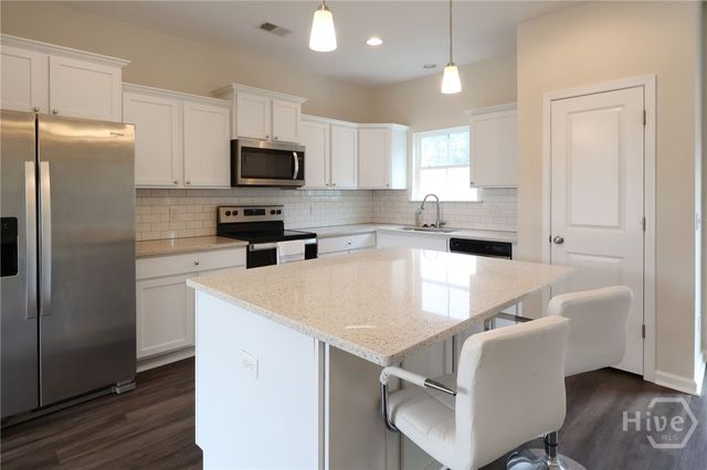 47 Memory Lane, Richmond Hill, GA 31324