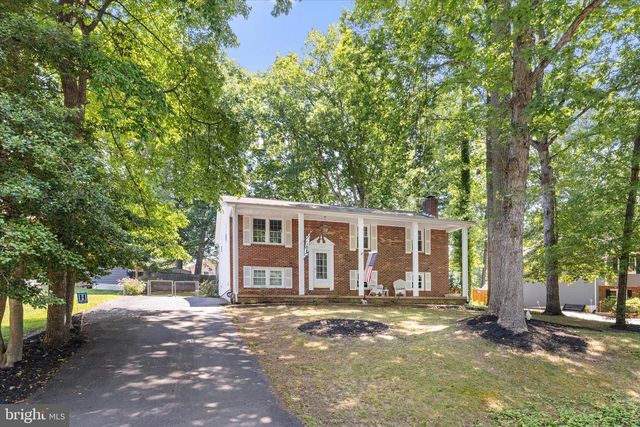 11823 RUTHERFORD DR, Fredericksburg, VA 22407