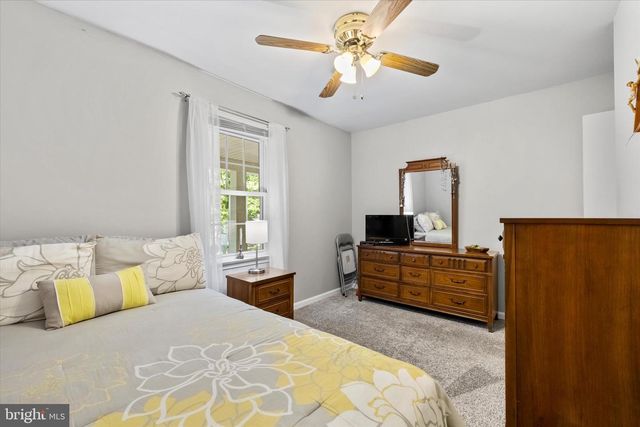 11823 RUTHERFORD DR, Fredericksburg, VA 22407
