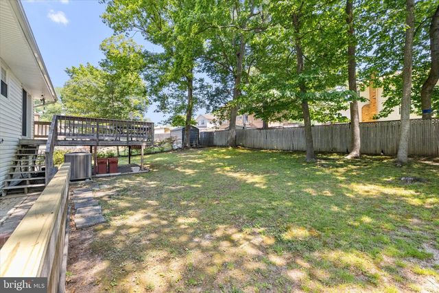 11823 RUTHERFORD DR, Fredericksburg, VA 22407