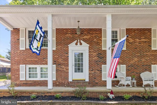 11823 RUTHERFORD DR, Fredericksburg, VA 22407