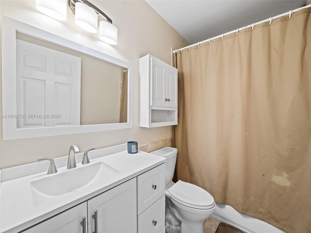 1214 NW 126th Ave, Sunrise, FL 33323