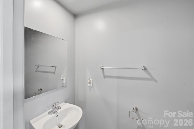 660 Pointe Andrews Drive, Concord, NC 28025