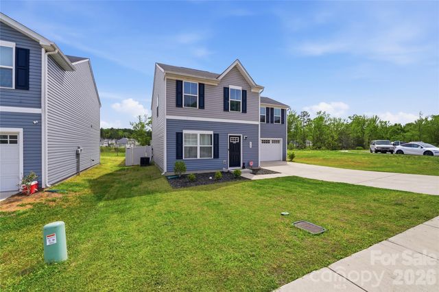 660 Pointe Andrews Drive, Concord, NC 28025