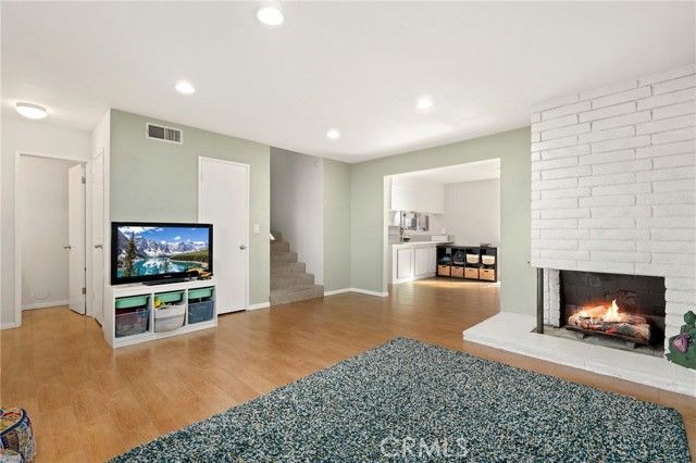 13652 Red Hill Avenue C, Tustin, CA 92780