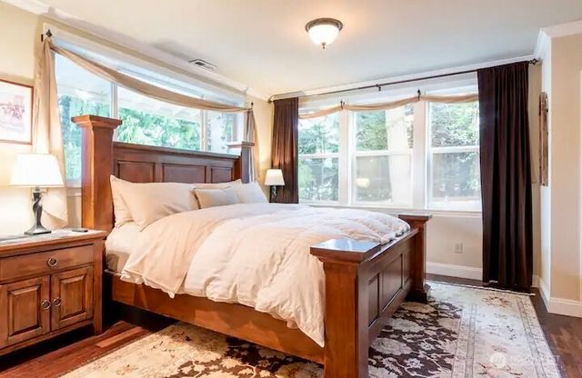 17514 W Riverside Drive, Bothell, WA 98011