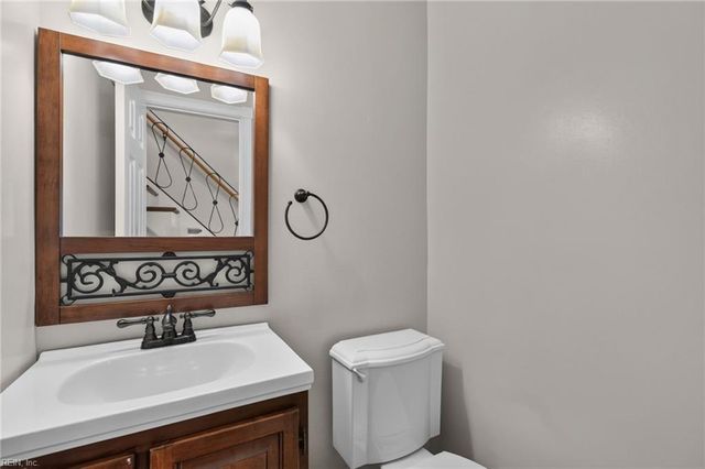5405 Count Turf RD, Virginia Beach, VA 23462