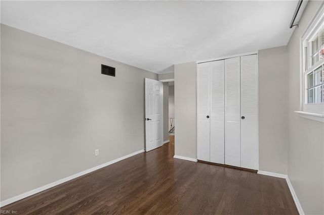 5405 Count Turf RD, Virginia Beach, VA 23462