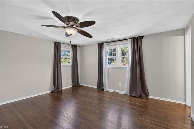 5405 Count Turf RD, Virginia Beach, VA 23462