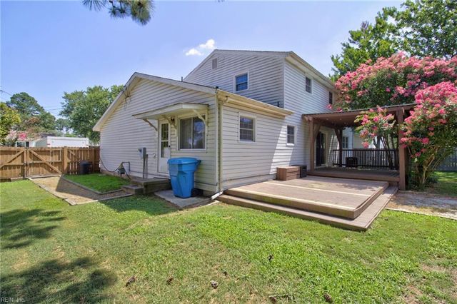 5405 Count Turf RD, Virginia Beach, VA 23462