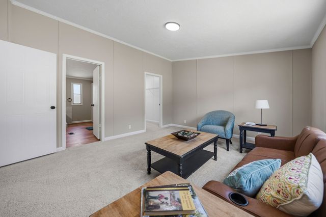 406 Hilltop Meadows Court, Springtown, TX 76082