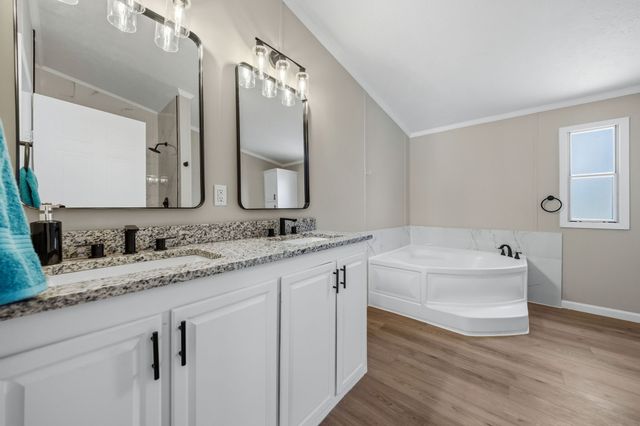 406 Hilltop Meadows Court, Springtown, TX 76082