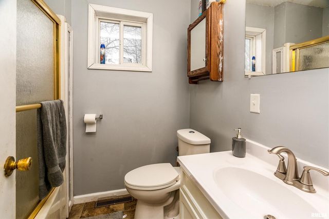 308 N Washington Boulevard, West Frankfort, IL 62896