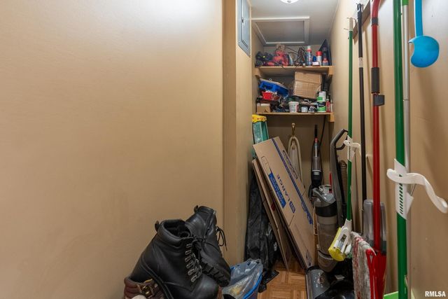 308 N Washington Boulevard, West Frankfort, IL 62896