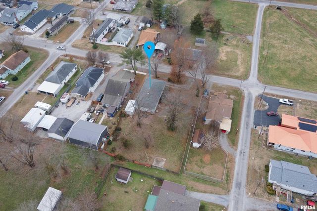 308 N Washington Boulevard, West Frankfort, IL 62896