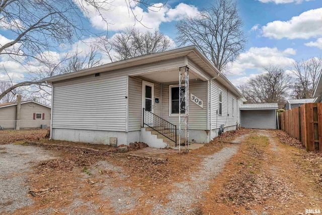 308 N Washington Boulevard, West Frankfort, IL 62896