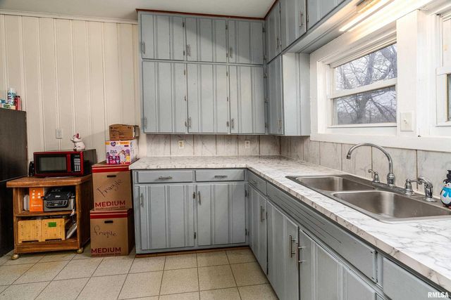 308 N Washington Boulevard, West Frankfort, IL 62896