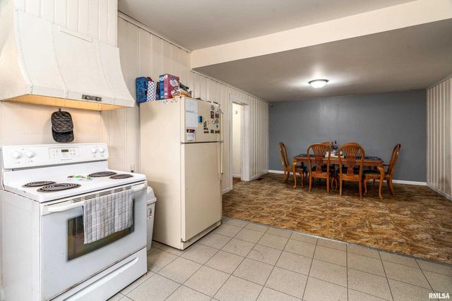 308 N Washington Boulevard, West Frankfort, IL 62896