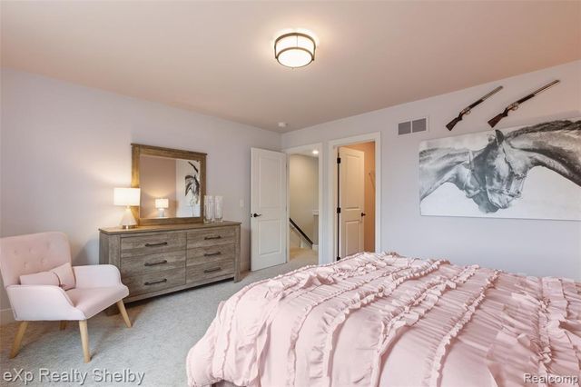 52009 Wellington Valley Drive, Macomb, MI 48042