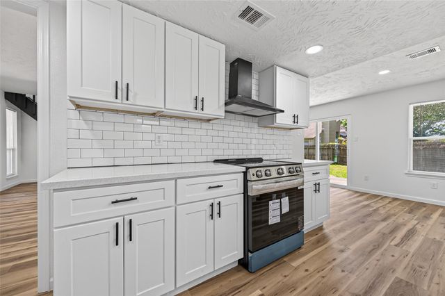 6107 Fuller Street, Houston, TX 77084