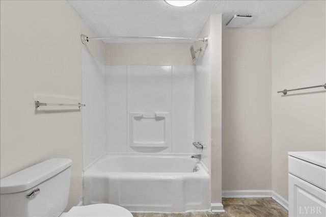 33 Garland, Danville, VA 24541