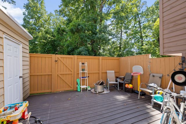 5433 Pine Top Circle, Raleigh, NC 27612